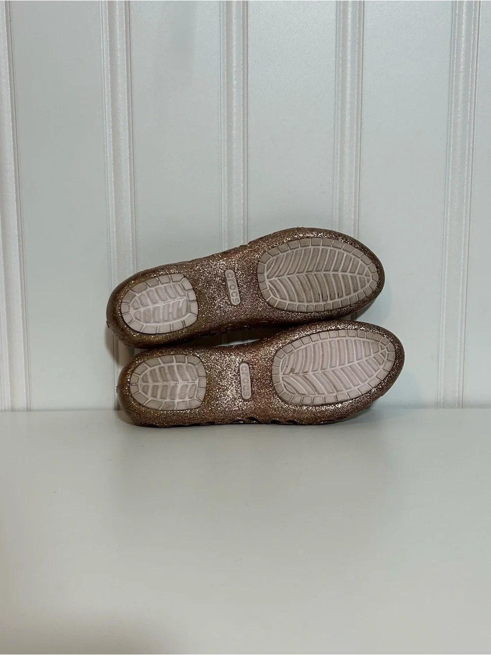 Crocs Isabella Women's Rose Gold Glitter Cutout Ballet Flat open toe